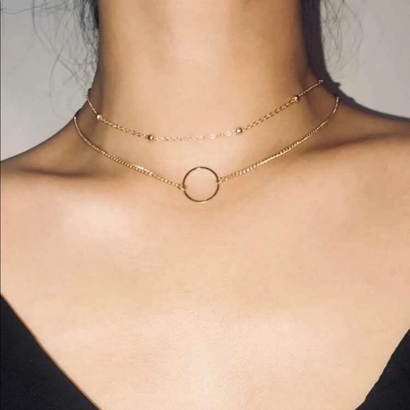 • Oakley • Circle Necklace Set - Picture 3 of 7